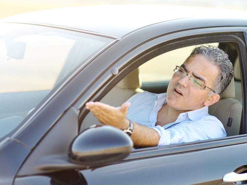 frustrated-male-driver