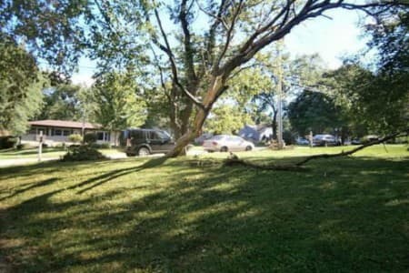 image of donated vacant lot in Saint Charles IL